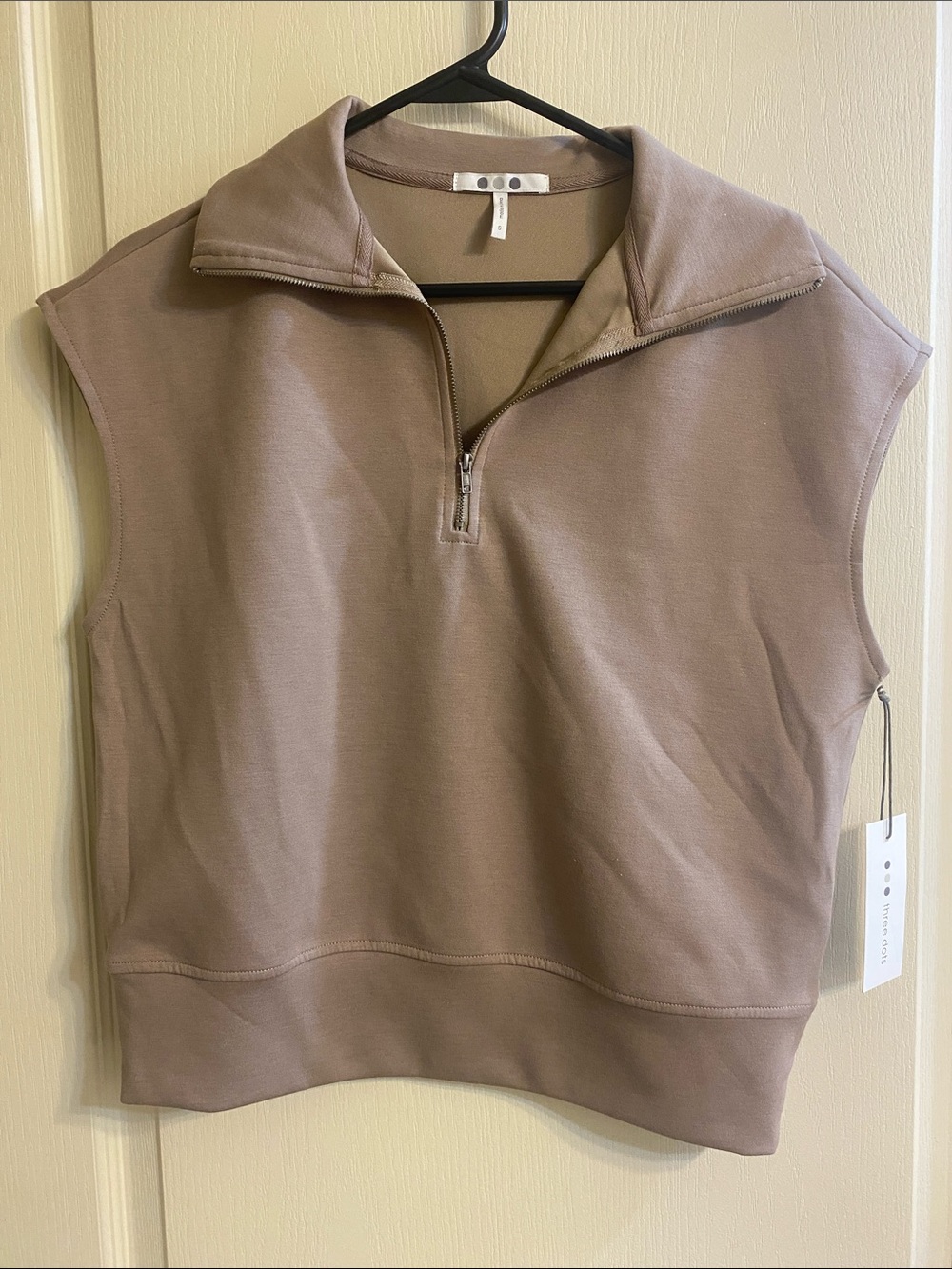 Three Dots Sleeveless Half-Zip Sweatshirt in Taupe